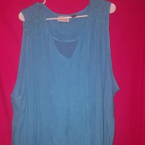 Torquoise Flowy Avenue Top